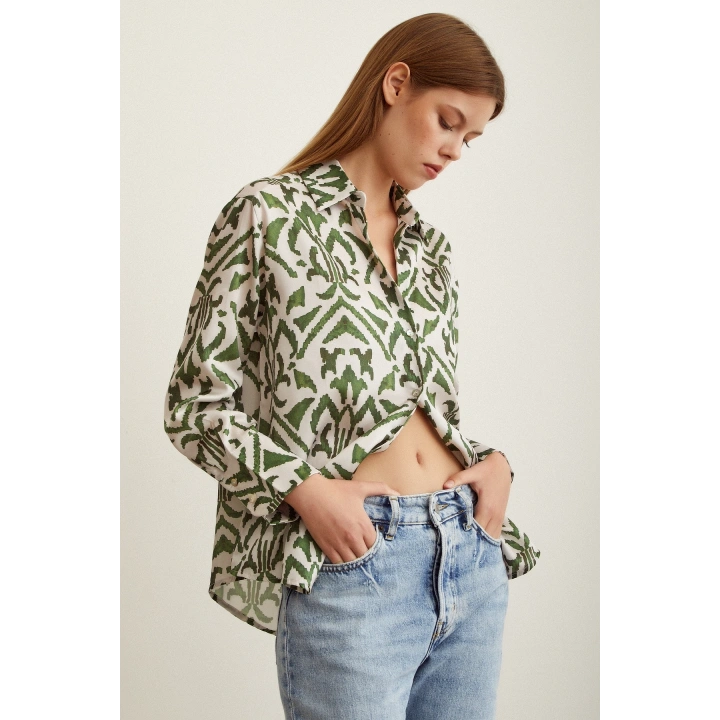 V Yaka Desenli Saten Gömlek Haki