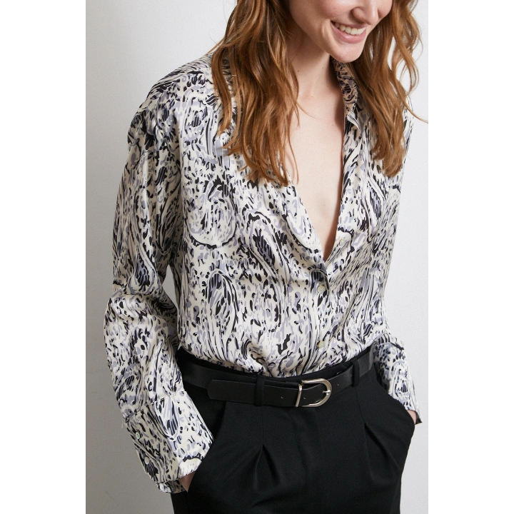 V Yaka Desenli Saten Gömlek Siyah