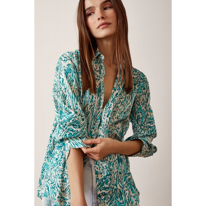 V Yaka Desenli Saten Gömlek Yeşil