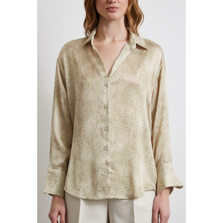 V Yaka Desenli Saten Gömlek Yeşil