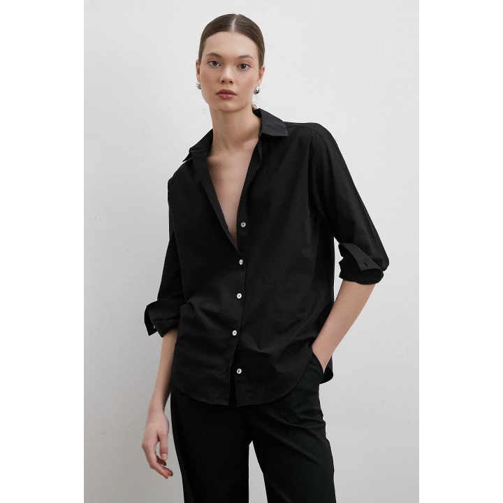 V Yaka Pamuk Gömlek Siyah