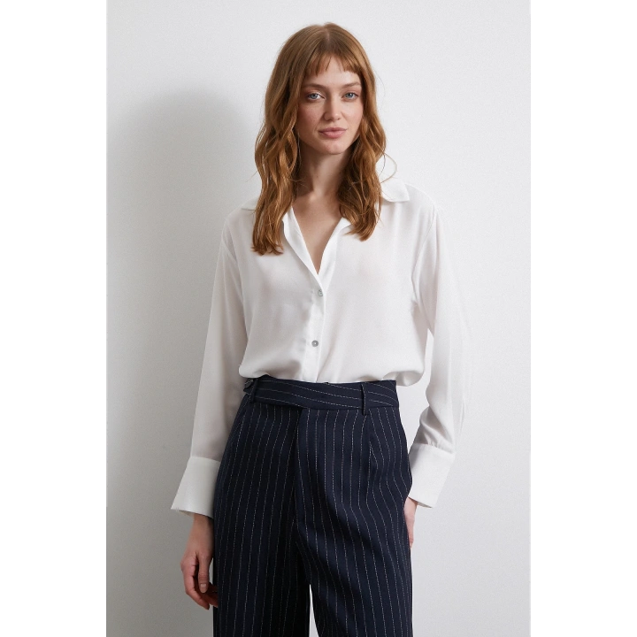 V Yaka Saten Gömlek Ekru