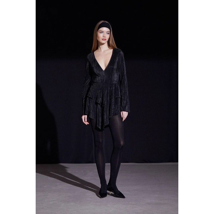 V Yaka Volanlı Mini Elbise Siyah