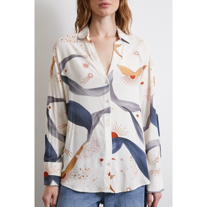 V Yakalı Desenli Gömlek Ekru