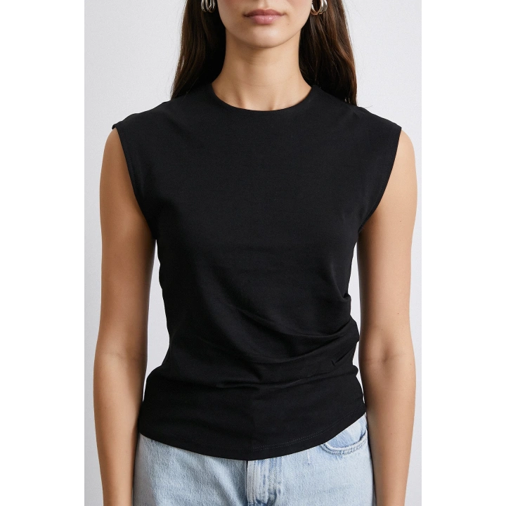 Yanı Büzgülü T-shirt Siyah