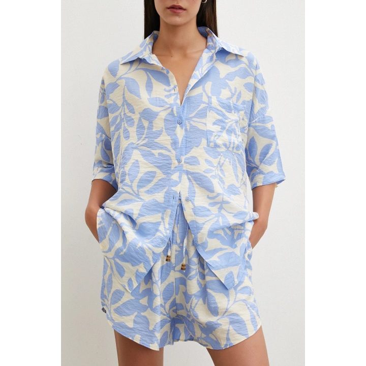 Yaprak Desenli Şortlu Takım Mavi