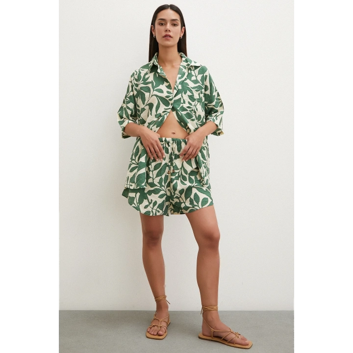 Yaprak Desenli Şortlu Takım Yeşil
