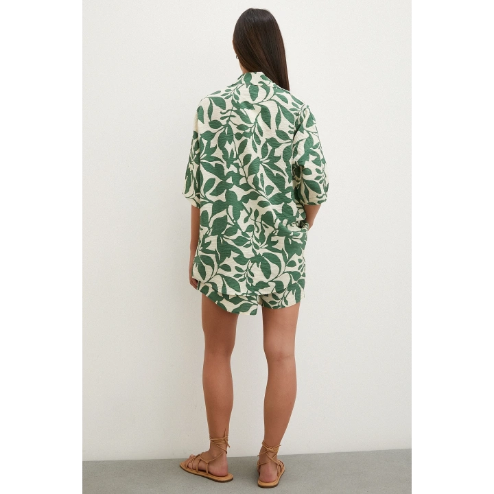 Yaprak Desenli Şortlu Takım Yeşil