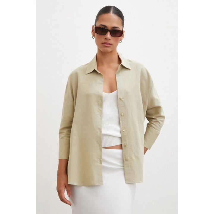 Yırtmaçlı Fakir Kol Gömlek Yeşil