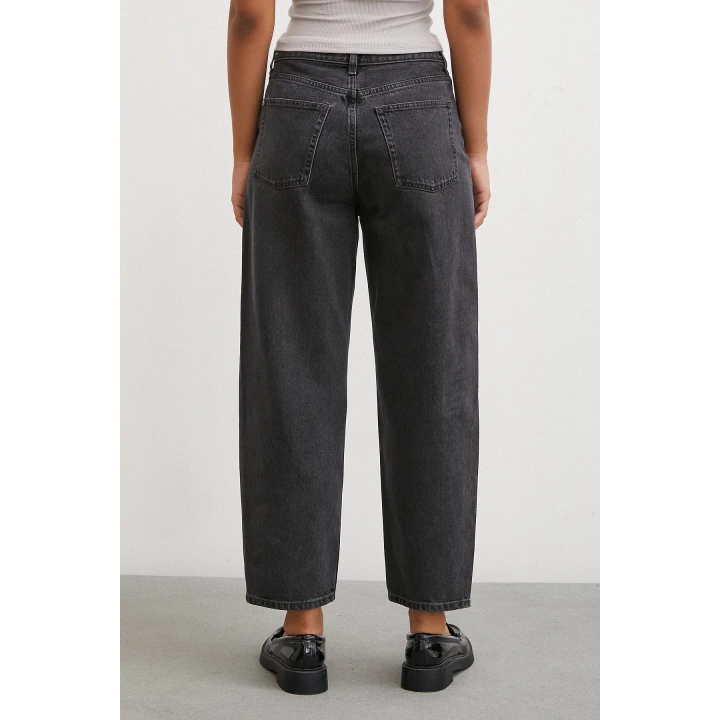 Yüksek Bel Mom Jean Siyah