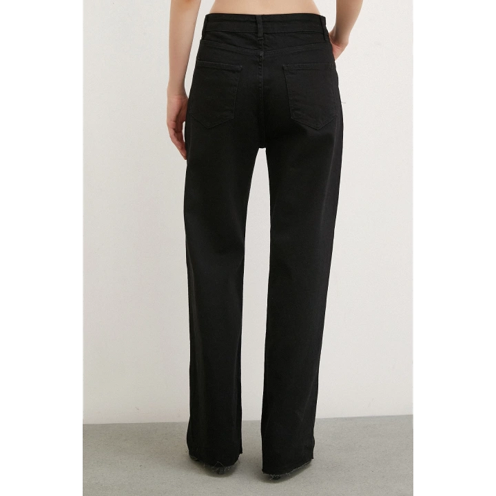 Yüksel Bel Kesik Geniş Paça Jean Siyah