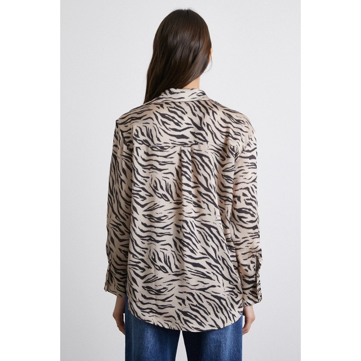 Zebra Desen V Yaka Gömlek Taş