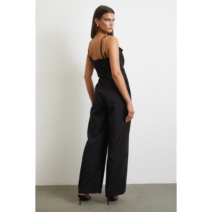 Zincir Detaylı Tulum Siyah