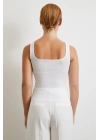 Askılı Basic Top Beyaz