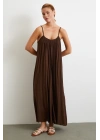 Askılı Piliseli Geniş Elbise Kahve