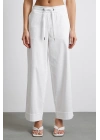 Beli Lastikli Paçası Katlamalı Pantolon Beyaz