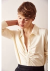 Büzgülü Gömlek Ekru