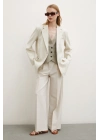 Cep Kapaklı Kesik Detaylı Blazer Ceket Bej