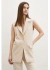 Cep Kapaklı Üç Düğmeli Uzun Yelek Bej