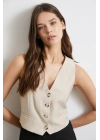 Dört Düğmeli Cep Kapaklı Yelek Bej