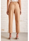 Düğme Detaylı Dar Paça Pantolon Bej