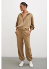 Fermuarlı Sweatshirt Camel