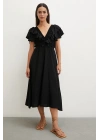 Fırfır Detaylı V Yaka  Gipeli Keten Elbise Siyah