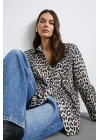Leopar Desenli Saten Gömlek Bej