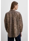 Leopar Desenli V Yaka Gömlek Kahve