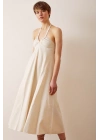 Sırt Dekolteli Askılı Elbise Krem