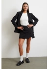 Yırtmaçlı Şort Etek Siyah