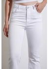 Yüksek Bel İspanyol Paça Jean Beyaz