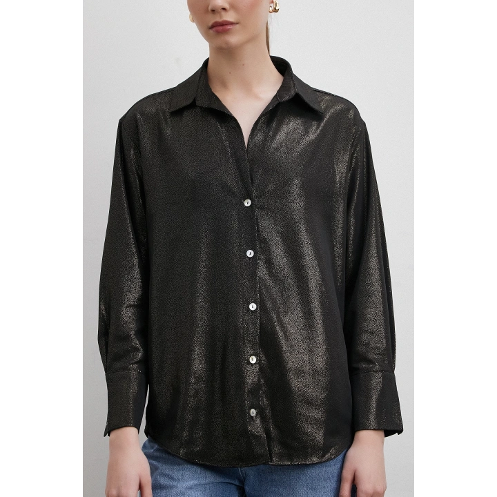 Varaklı V Yaka Gömlek Siyah