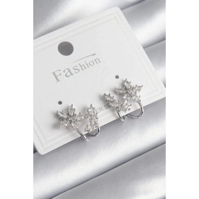 Pirinç Gümüş Renk Zirkon Taşlı Çiçek Model Kadın Küpe