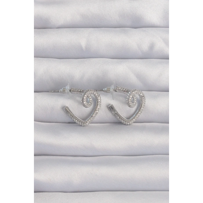 Pirinç Gümüş Renk Zirkon Taşlı Kıvrımlı Yarım Kalp Küpe