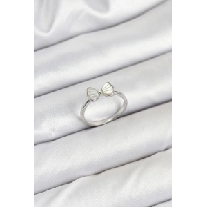 Pirinç Gümüş Renk Fiyonk Model Kadın Yüzük