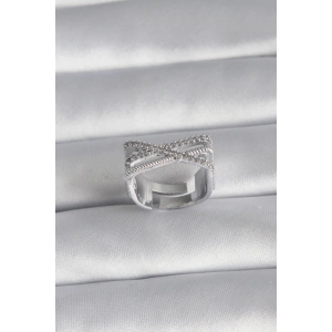 Pirinç Gümüş Renk Zirkon Taş Detay Kadın Yüzük