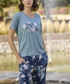 Çiçek Ve Yaprak Desenli Ve Baskılı Pijama Takımı