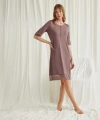 Dantel Detaylı Kısa Kollu Ve Önü Düğmeli Gecelik