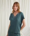 Kısa Kollu V Yakalı Dantelli Pijama Takımı