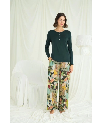 Çiçek Ve Yaprak Desenli Pijama Takımı