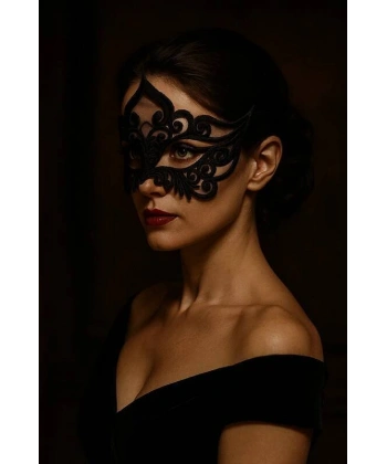 Dantel Maskeli Balo Maskesi