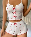 Beyaz Fiyonk Desenli Kalpli Askılı Şortlu Pijama Takım