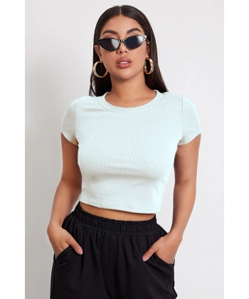 Kadın Beyaz Yuvarlak Yaka Yarım Kol Crop Top Bluz