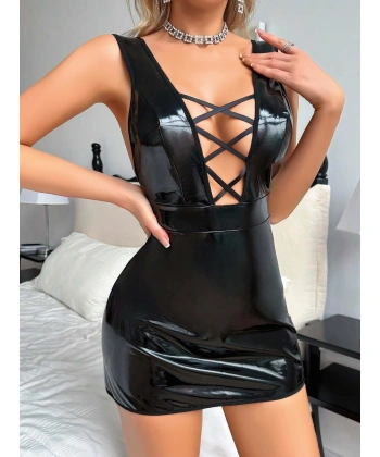Siyah Arkası İp Dekolteli Mini Fantezi Parlak Deri Elbise