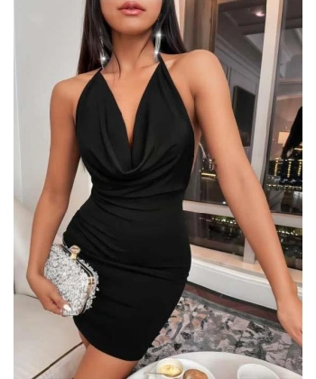 Siyah Boyundan Bağlamalı Sırt Dekolteli Mini Club Elbisesi