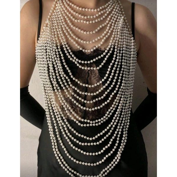 İncili Seksi Vücut Aksesuarı , Şık Bustiyer