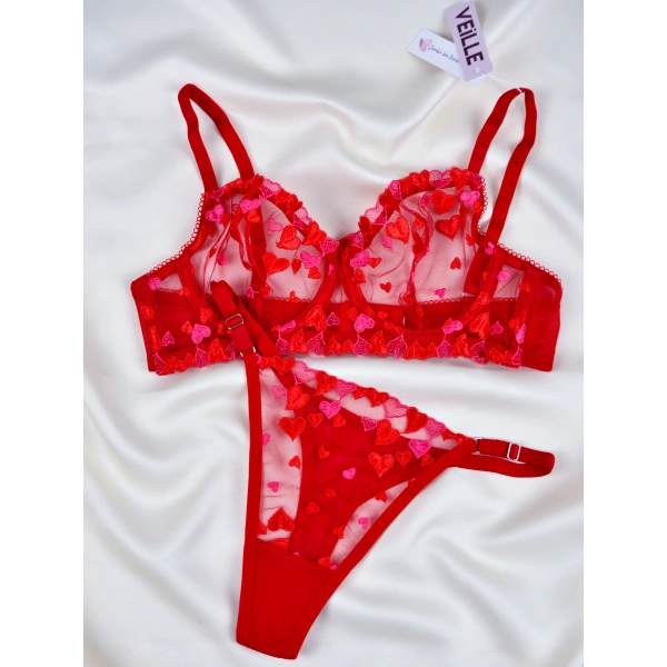 Kadın  Kalpli Kırmızı Dantelli Balenli  Sütyen Külot Takım