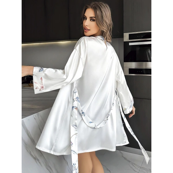 Özel Tasarım Çiçek Desenli Göğüs Dekolteli Sabahlıklı 2li Beyaz Saten Gecelik Takımı