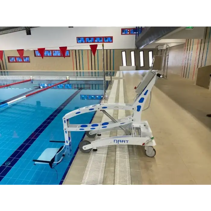 Nart Free Engelli Havuz Asansörü | Portatif, Güvenli ve Kolay Kullanım Sunan Yüzme Havuzu Erişim Cihazı